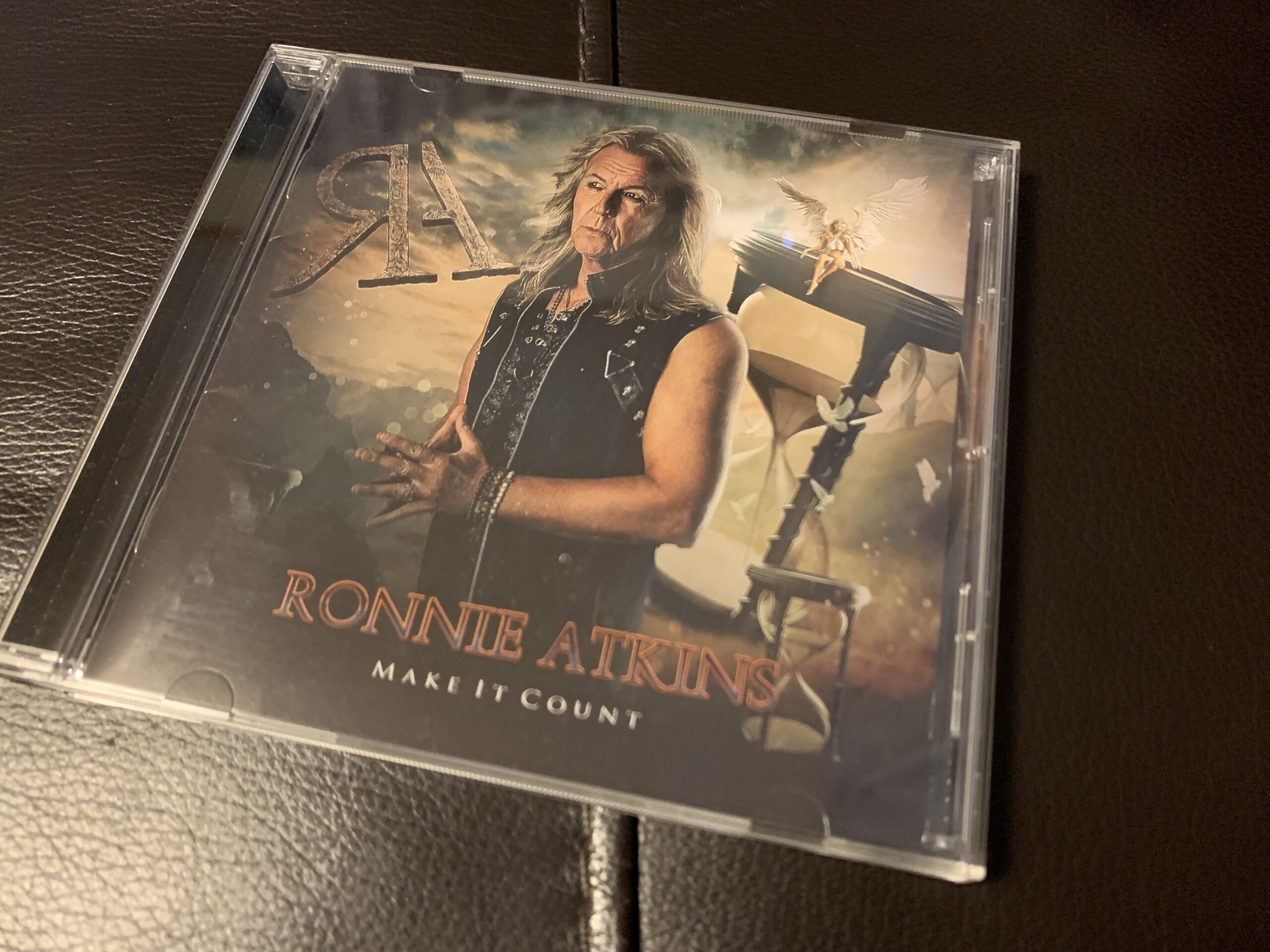 Ronnie Atkinsの2ndソロアルバム『Make It Count』が素晴らしい